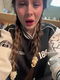 mmelicious stripchat stream image