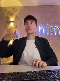 Logan_smith1 stripchat stream image