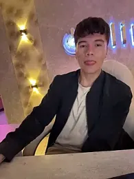 Logan_smith1 stripchat stream image