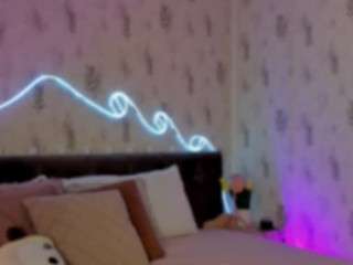 emyliesander camsoda stream image