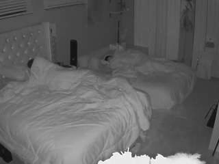 voyeurcam-house-charleys-room camsoda stream image