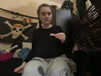 Snowbunnycake_131 stripchat stream image