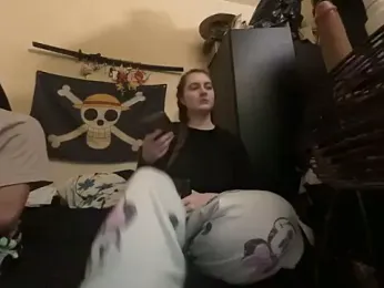 Snowbunnycake_131 stripchat stream image