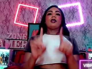 mayka-brunette01 camsoda stream image