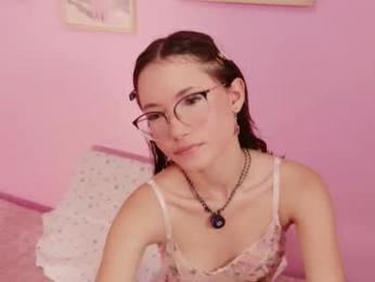 little_effy18_ chaturbate stream image, 07.02.2026 00:50