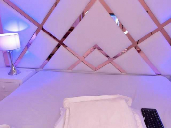 TinaPutina bongacams stream image