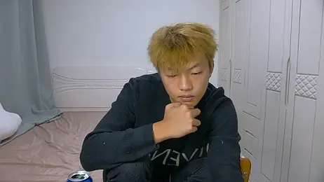 Chocolates-001 stripchat stream image