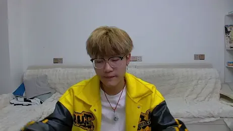 KK-cuteboy stripchat stream image