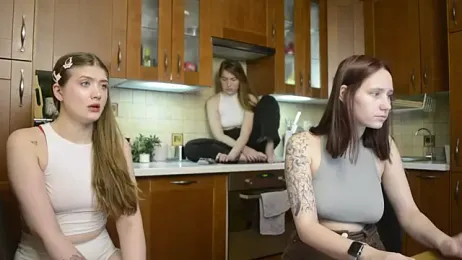 HotCaramellsTV stripchat stream image