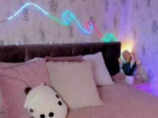 emyliesander camsoda stream image