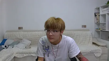 KK-cuteboy stripchat stream image