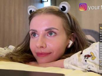 VikkiExtraCheese bongacams stream image, 27.02.2026 01:50