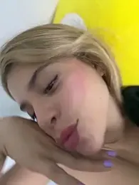 _Alicee_1 stripchat stream image, 28.02.2026 00:10