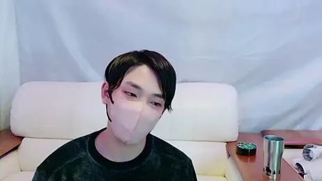 -kou-- stripchat stream image