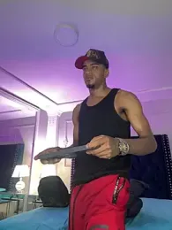 AaronCruz_ stripchat stream image