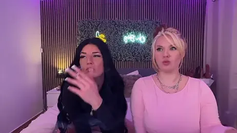 AnjaAmelia stripchat stream image