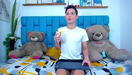 Hot_Boys_Latinos_X stripchat stream image