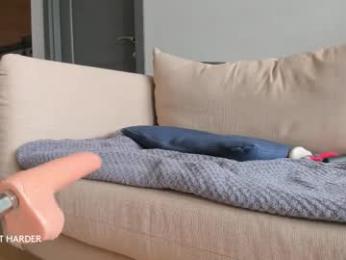 yours_meyy chaturbate stream image, 21.03.2026 09:10