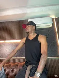 AaronCruz_ stripchat stream image