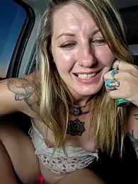 SheIsSomething stripchat stream image