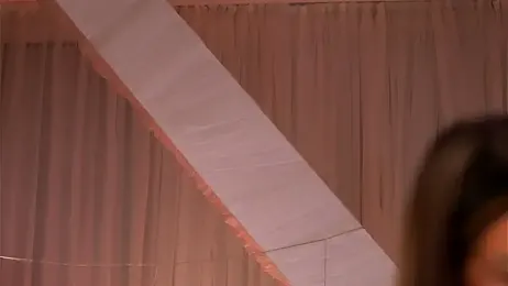 YasmineShaw stripchat stream image