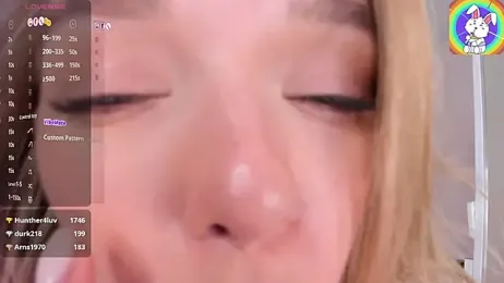 VirginChloe stripchat stream image