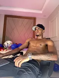 AaronCruz_ stripchat stream image