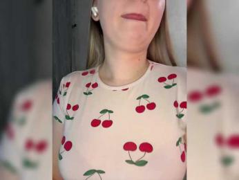 AlinaRay bongacams stream image, 03.04.2026 13:20