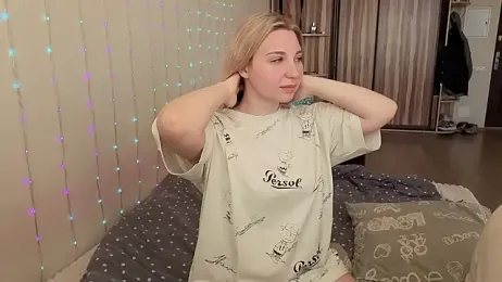 llolilove stripchat stream image