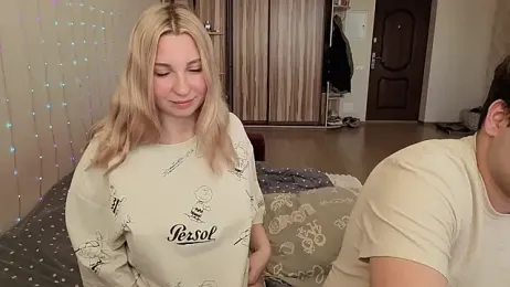 llolilove stripchat stream image