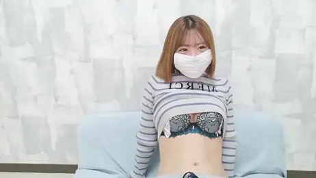momo_love_ stripchat stream image, 05.04.2026 12:40