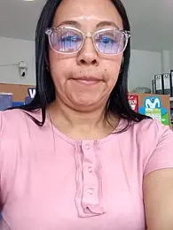 Violeta-Stationery_7 stripchat stream image