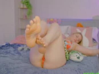 asiri_ocean chaturbate stream image, 10.04.2026 18:00