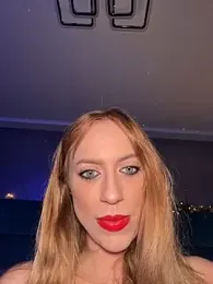 LunaAlya stripchat stream image