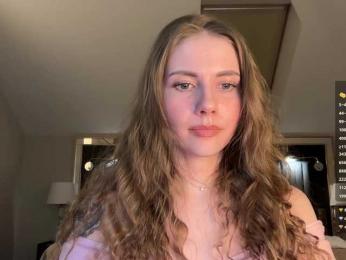 VikkiExtraCheese bongacams stream image, 15.04.2026 19:30