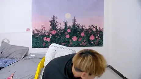 KK-cuteboy stripchat stream image