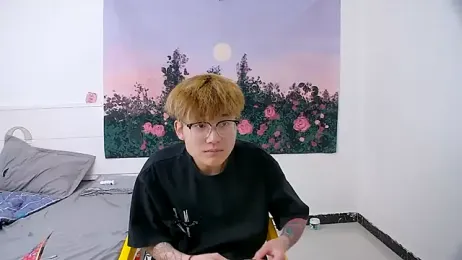 KK-cuteboy stripchat stream image