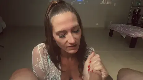 RhiCon stripchat stream image, 15.04.2026 19:10