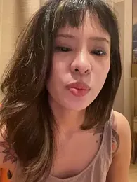 Sunflower-77 stripchat stream image