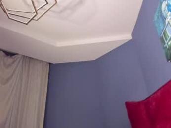 honey_pinkgreen chaturbate stream image, 23.04.2026 11:40