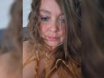 FLUFFY_BEAUTY bongacams stream image, 24.04.2026 07:10