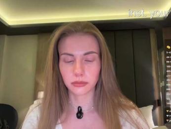 VikkiExtraCheese bongacams stream image, 28.04.2026 20:00