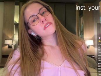 VikkiExtraCheese bongacams stream image, 28.04.2026 20:00