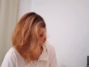 skyamber8v2 chaturbate stream image, 06.05.2026 14:30