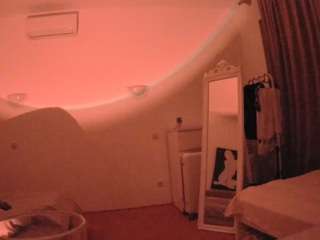 voyeurcam-julmodels-reallife-2 camsoda stream image, 05.05.2026 14:10