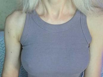 PUSSECHKA bongacams stream image, 12.05.2026 07:00