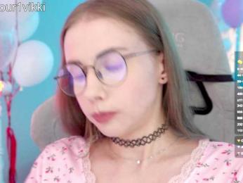 VikkiExtraCheese bongacams stream image, 19.05.2026 20:30