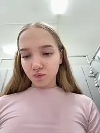 bambi_lu stripchat stream image, 21.05.2026 17:40