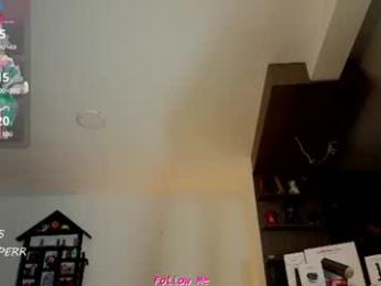 chloe_cooperr chaturbate stream image, 27.06.2026 07:40