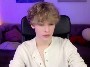 curly_twinkboy chaturbate stream image, 14.08.2026 05:30